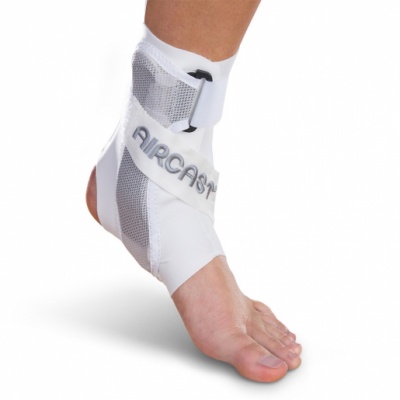 Aircast A60 Ankle Brace (White)