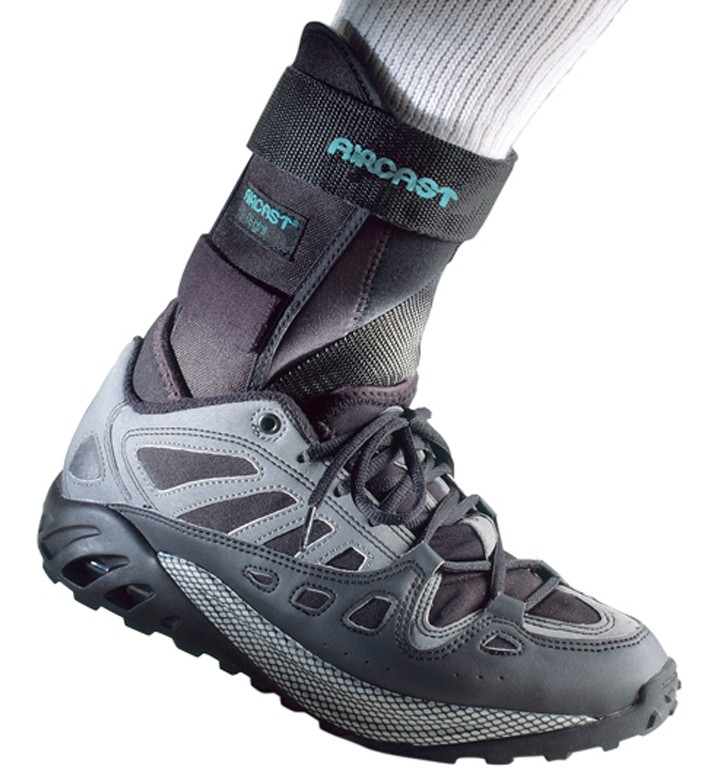 Aircast AirSport Ankle Brace cushions and protects the ankle Aircast AirSport Ankle Brace Cushions And Protects The Ankle