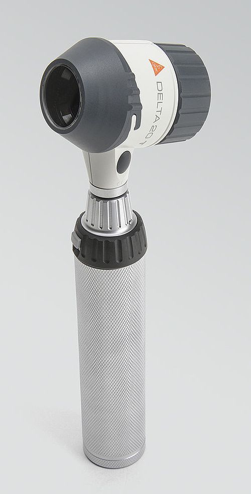 Charge the Delta 20 T Dermatoscope by placing it in the BETA Rechargeable Handle