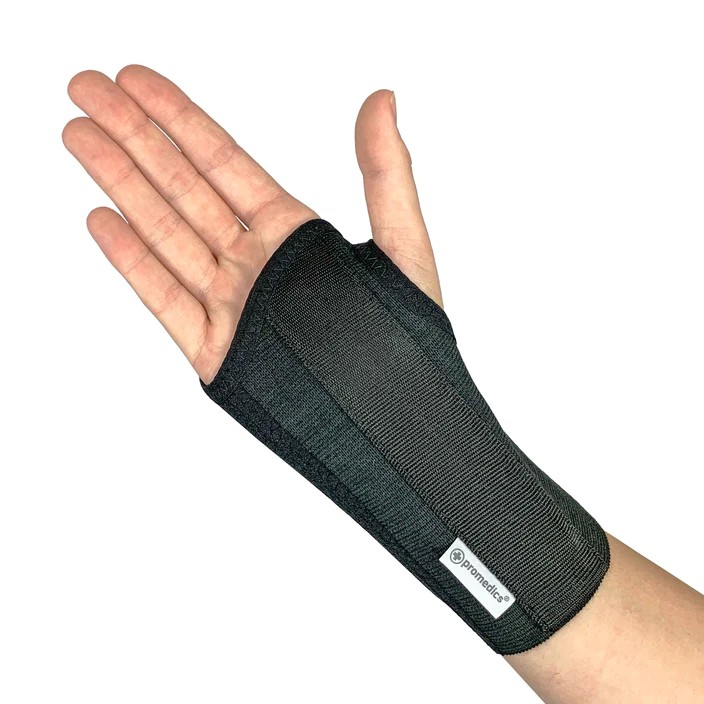 Jura Wrist Brace with Metal Stay MedicalSupplies.co.uk
