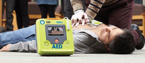 The Zoll AED 3 Semi-Automatic Defibrillator provides CPR assistance The Zoll AED 3 Semi-Automatic Defibrillator Provides CPR Assistance