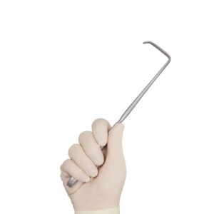 Medline Signature Latex Essential Powder-Free Surgical Gloves